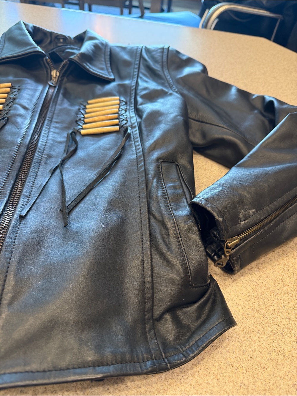 Thinsulate 3M motorcycle Blck Leather Jacket southwest hair pipe and bead accent - Picture 4 of 11
